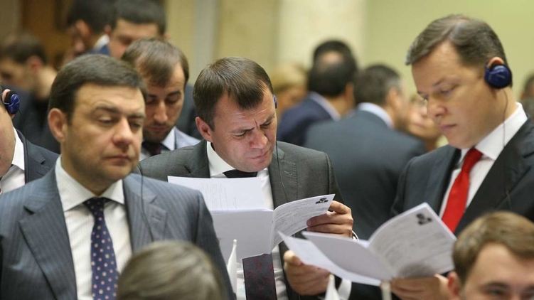 В парламенте хотят изучить законопроект о выборах на Донбассе перед тем, как обсуждать эту инициативу, фото: Николай Билокопытов (журнал 