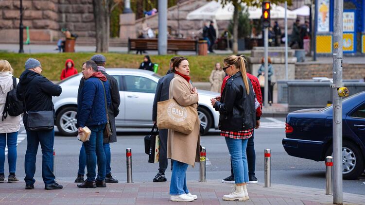 Справки о противопоказаниях украинцам начнут выдавать с ноября