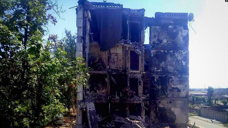 Разрушенный дом в Лисичанске. Фото с сайта currenttime.tv