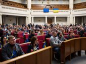 "Вибити з-під Зеленського Кабмін і Раду". Чи призведе скандал з Міндічем до політичної кризи в Україні