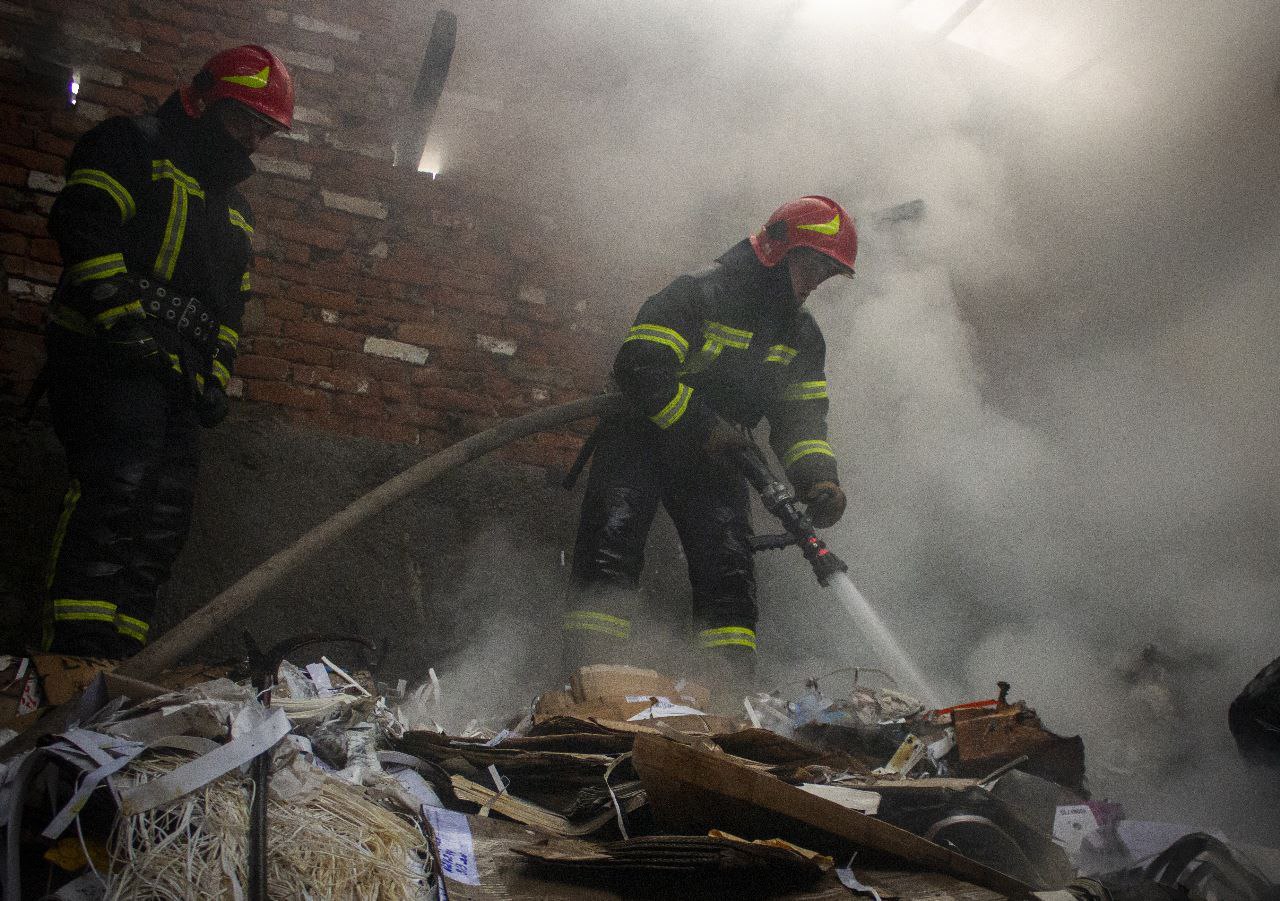 Гамалий поблагодарил спасателей их Хмельницкого 