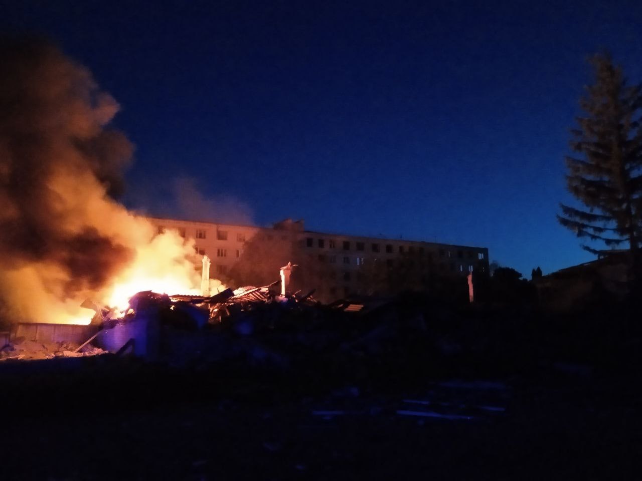 Фото ночных пожаров в Харьковской области от ГСЧС 7 октября