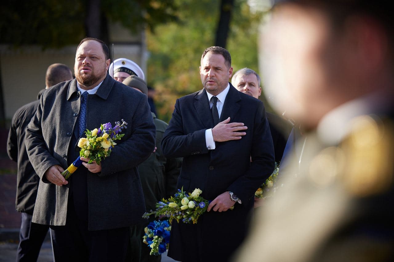 Зеленский, Данилов, Таран и Стефанчук почтили память погибший