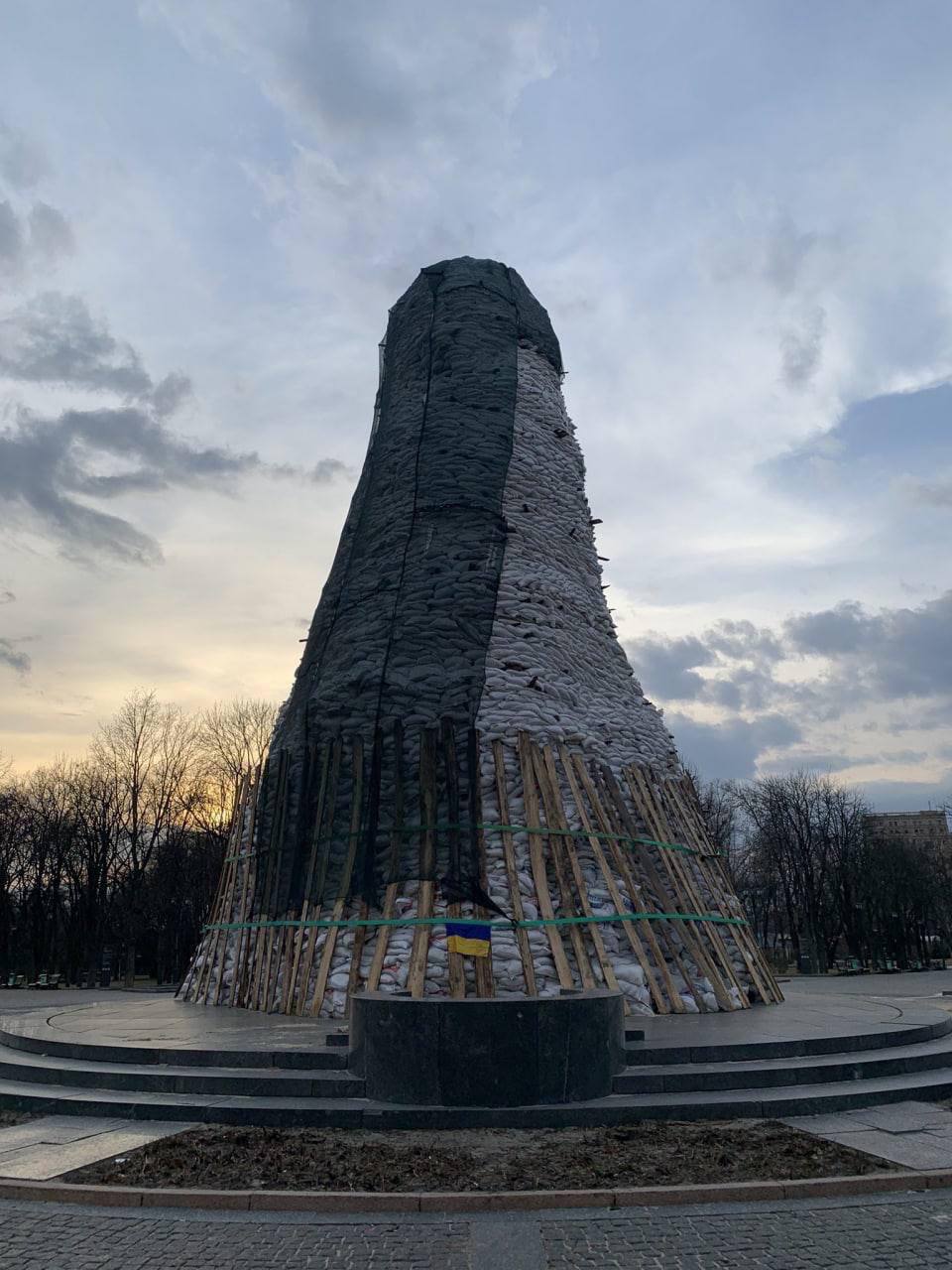 Памятник Шевченко