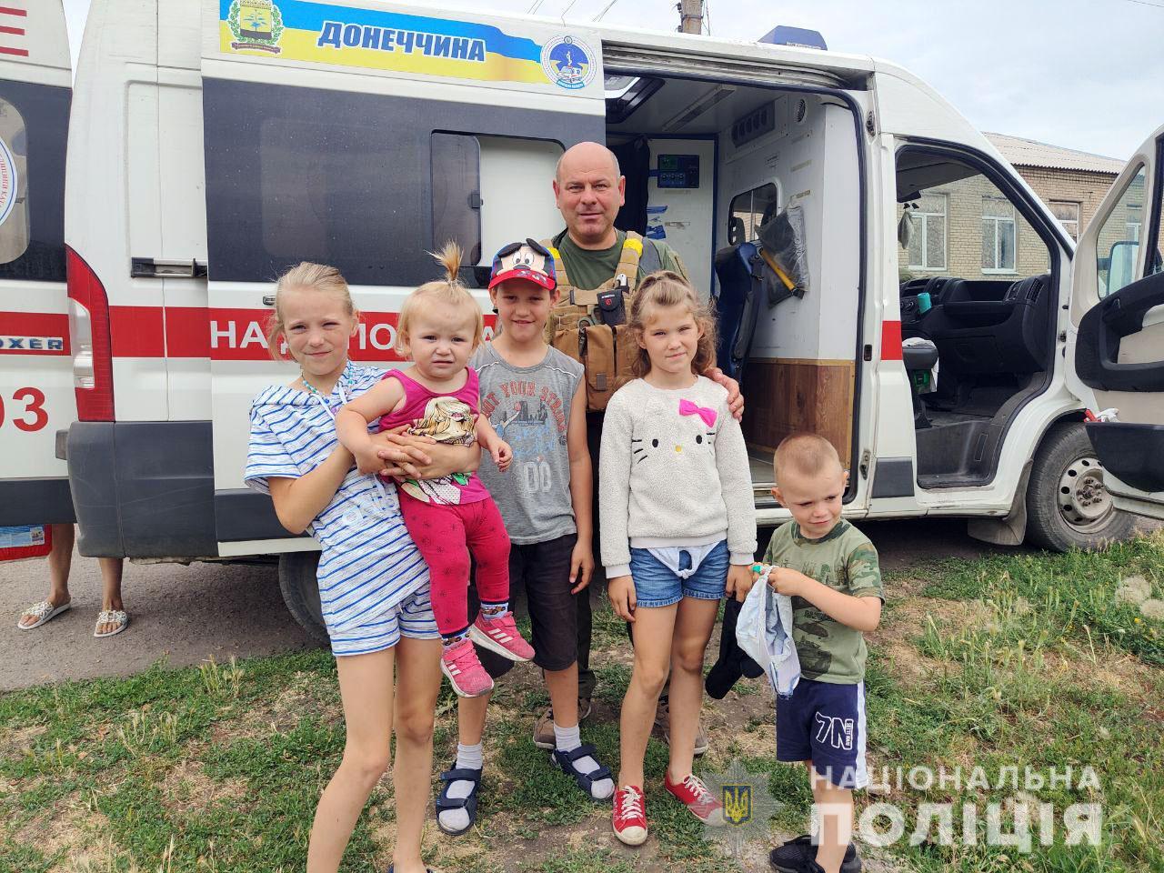 Детей будут эвакуировать даже при согласии только одного родителя