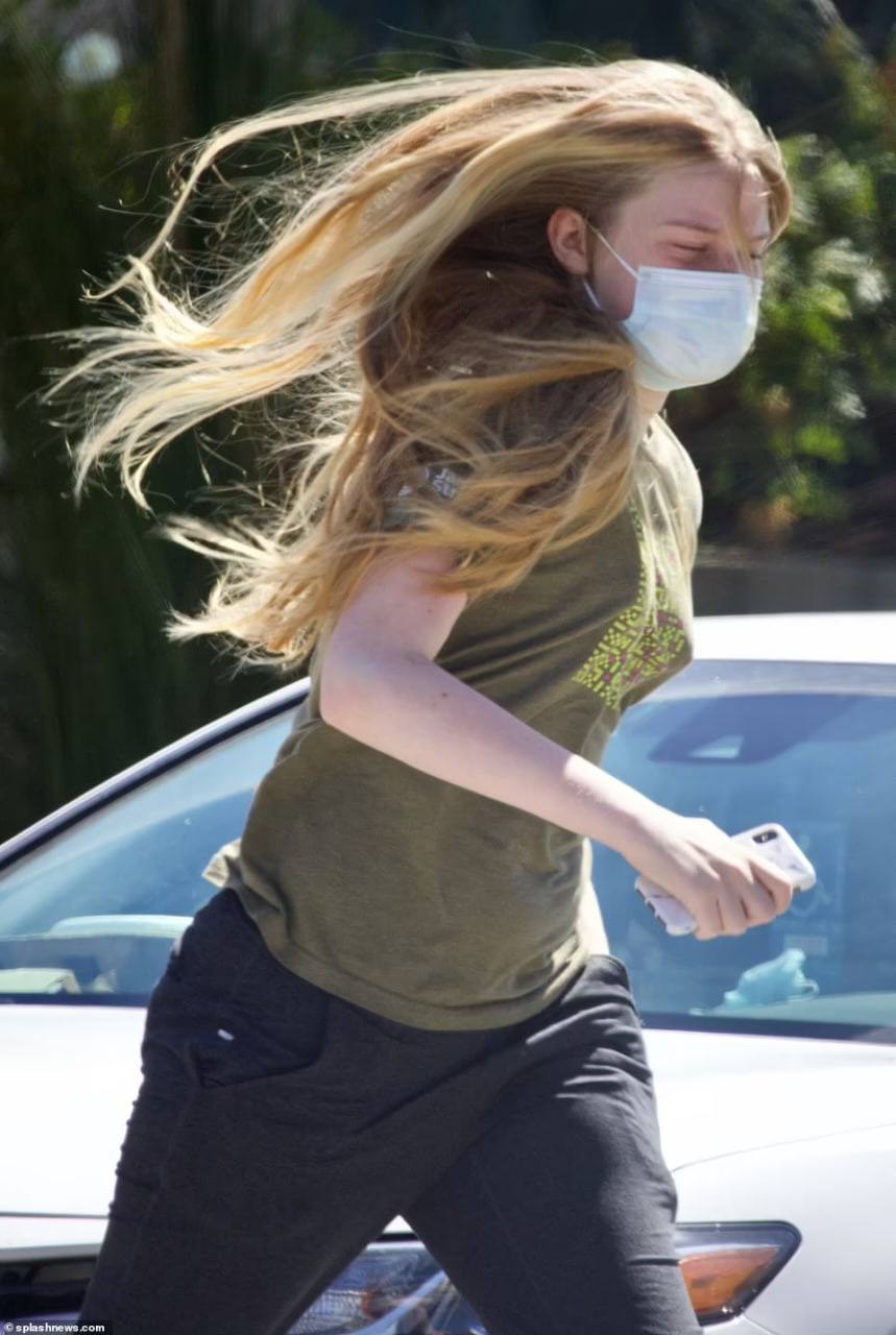 Трансгендерный ребенок Маска, фото 5