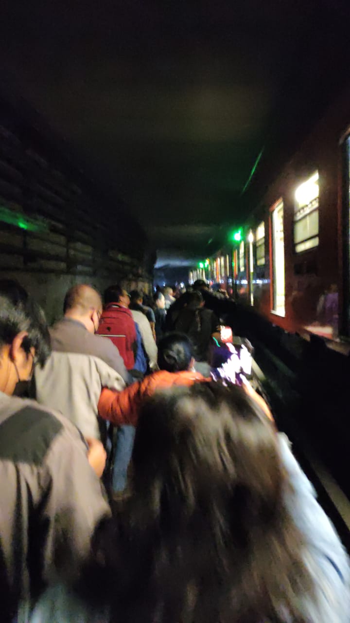 В Мехико столкнулись в метро два поезда