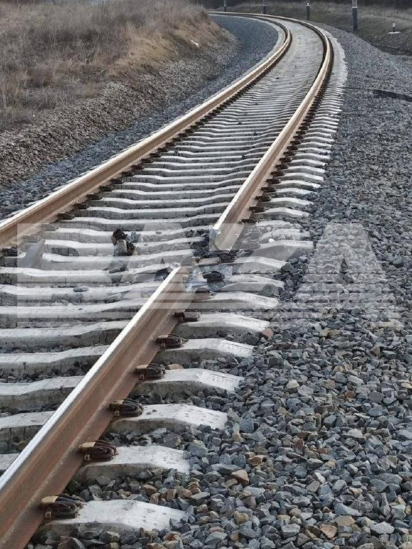 В Крыму подорвали часть железной дороги