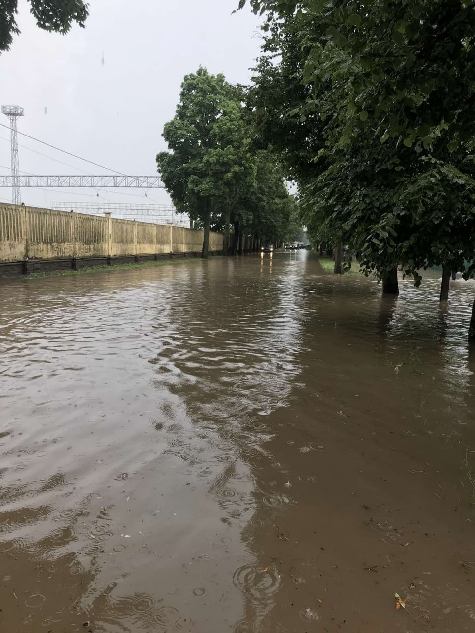 В Гродно ливни затопили улицы