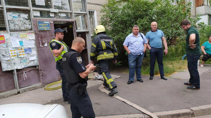 В Днепровском районе Киева из-за утечки газа загорелась квартира. Фото: ГСЧС